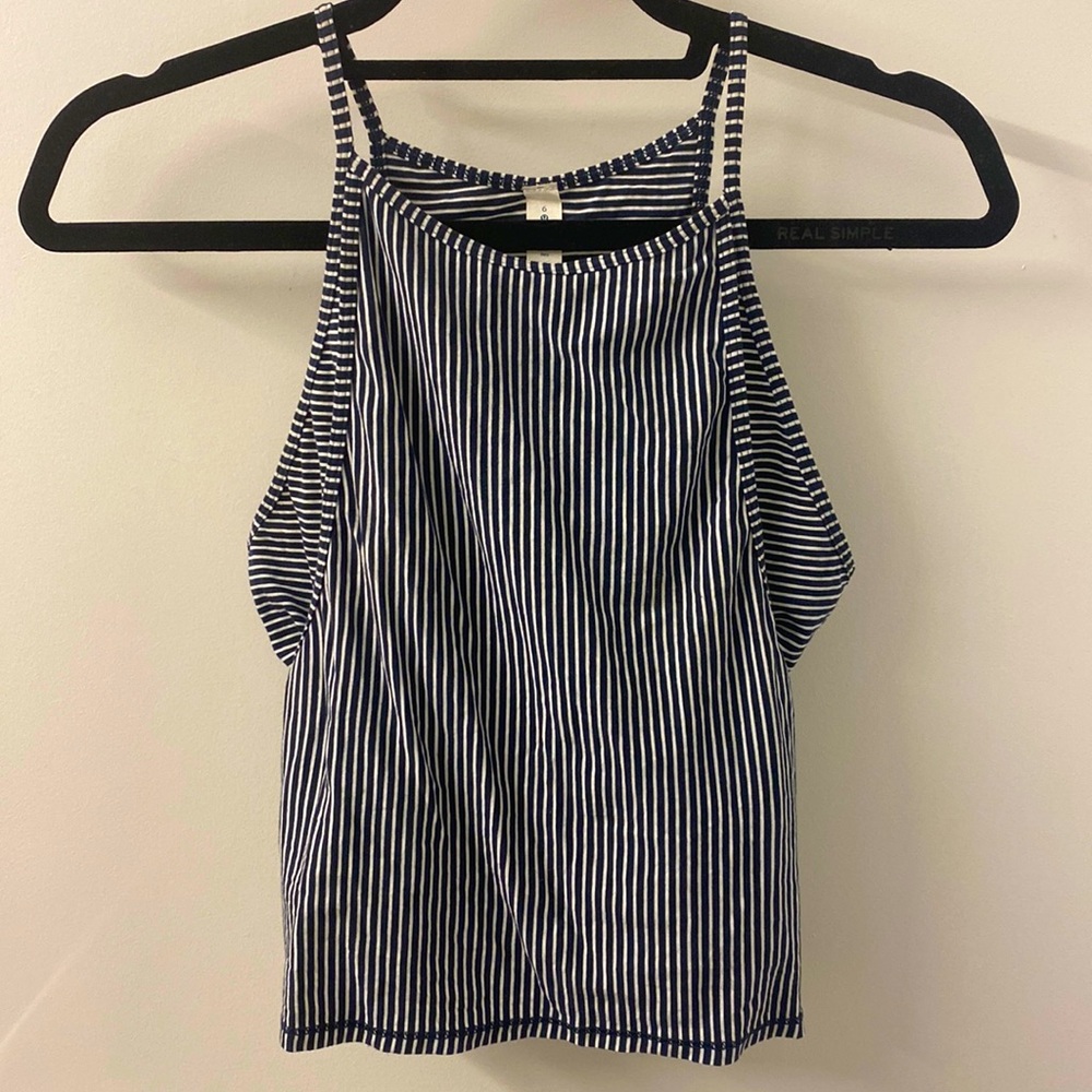 Lululemon Cropped Cross Back Tank - Size 6 Navy/White Stripe